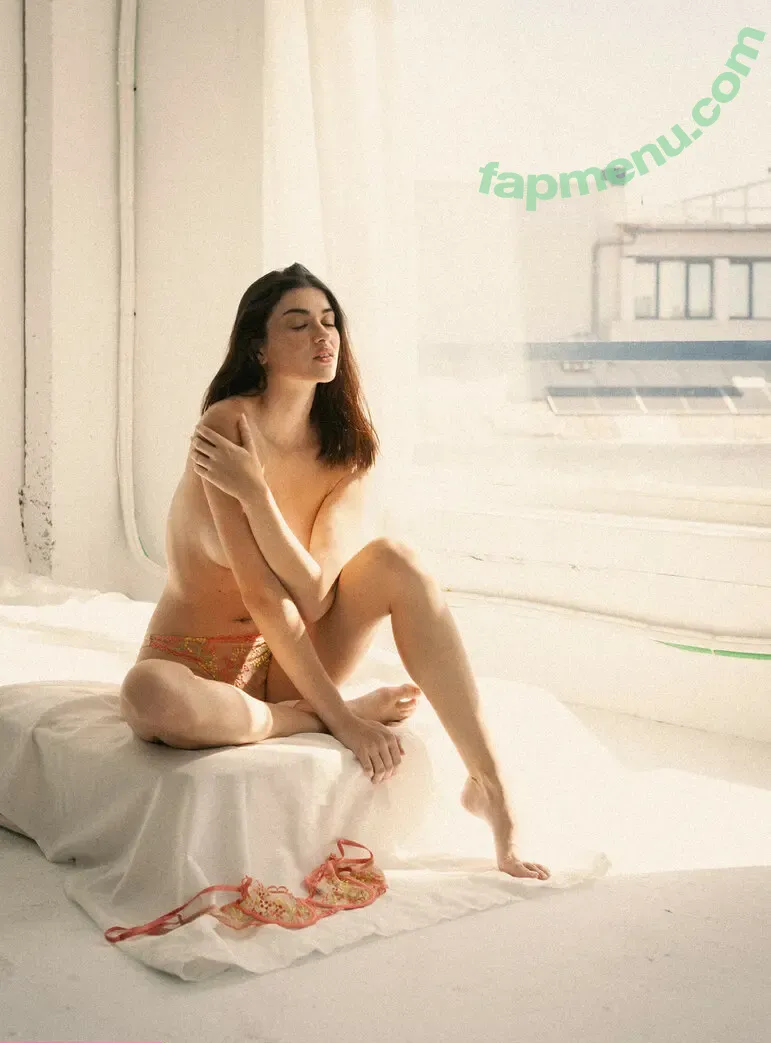 Sara Moratilla nude photo #0194 (Sara de Luz / SaraDeLuz / sara_mrtlla)