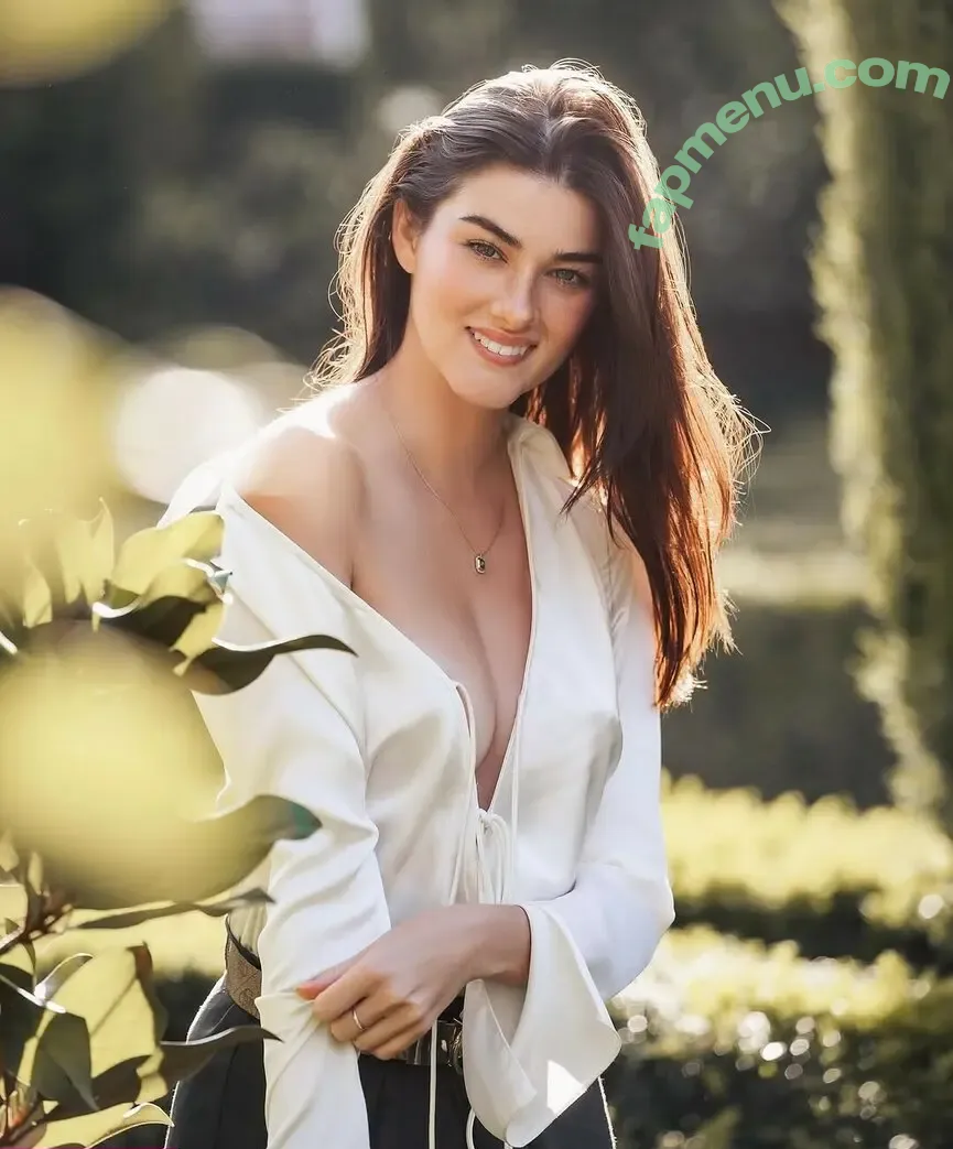 Sara Moratilla nude photo #0269 (Sara de Luz / SaraDeLuz / sara_mrtlla)