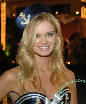 Sara Paxton / paxgawd / sara_paxton nude photo #0040