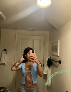 Sara Rios Asmr / looppssyy / sarariosofficial nude photo #0025