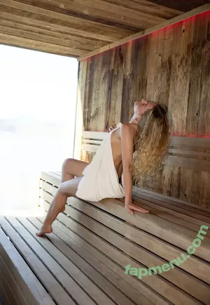 Sara russek / JonasHaid nude photo #0024