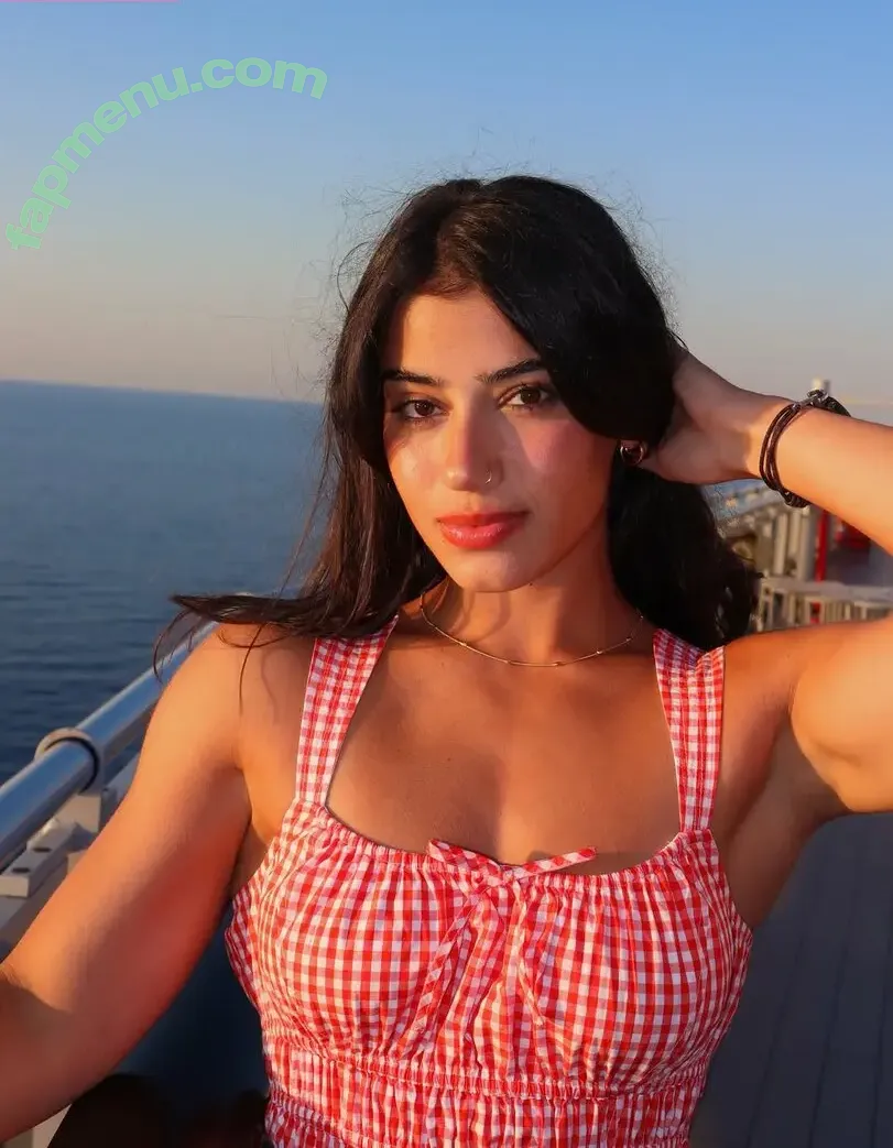 Sara Saffari nude photo #0898 (sara_saffari / sarasaffari__)