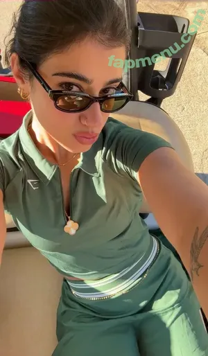 Sara Saffari / sara_saffari / sarasaffari__ nude photo #1102