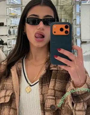 Sara Saffari / sara_saffari / sarasaffari__ nude photo #1121