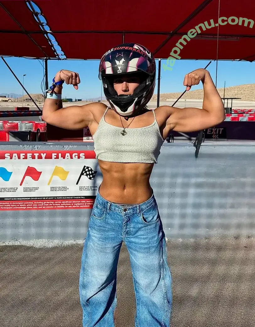 Sara Saffari nude photo #1017 (sara_saffari / sarasaffari__)