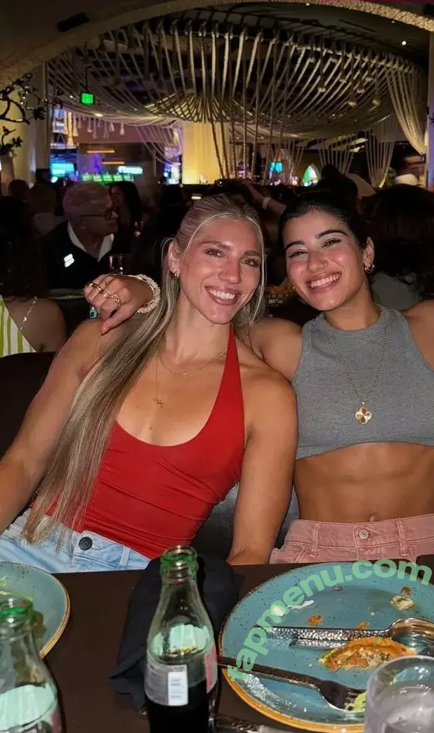 Sara Saffari nude photo #1029 (sara_saffari / sarasaffari__)