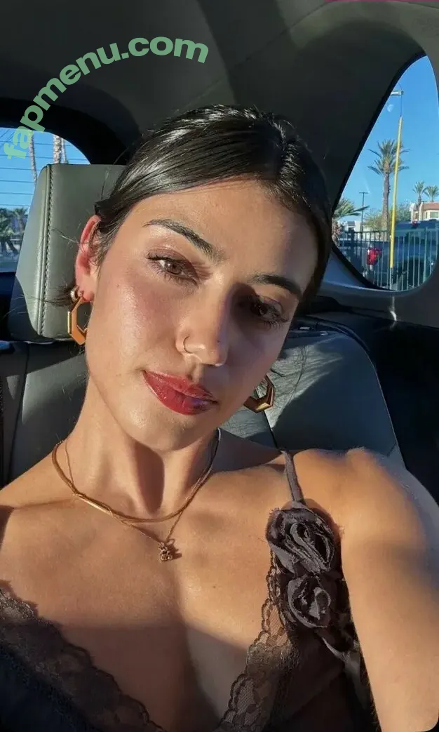 Sara Saffari nude photo #1072 (sara_saffari / sarasaffari__)