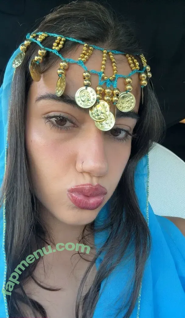 Sara Saffari nude photo #1109 (sara_saffari / sarasaffari__)