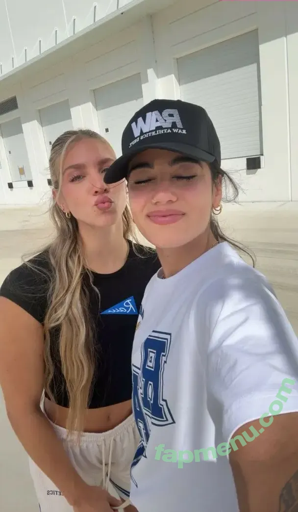 Sara Saffari nude photo #1112 (sara_saffari / sarasaffari__)