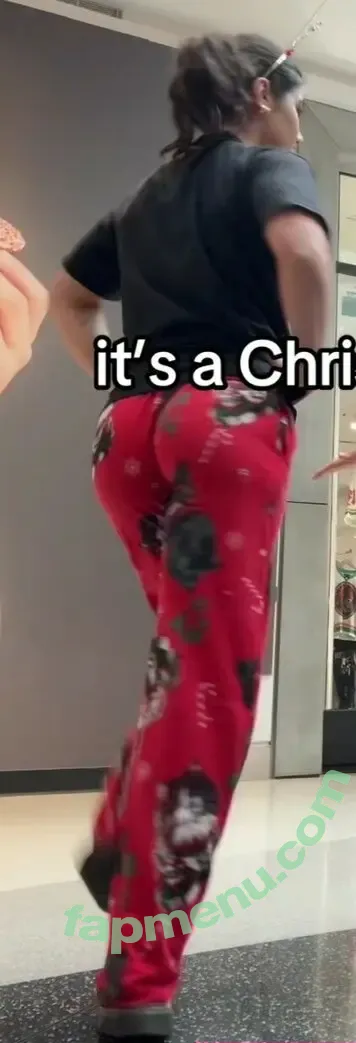 Sara Saffari nude photo #1118 (sara_saffari / sarasaffari__)