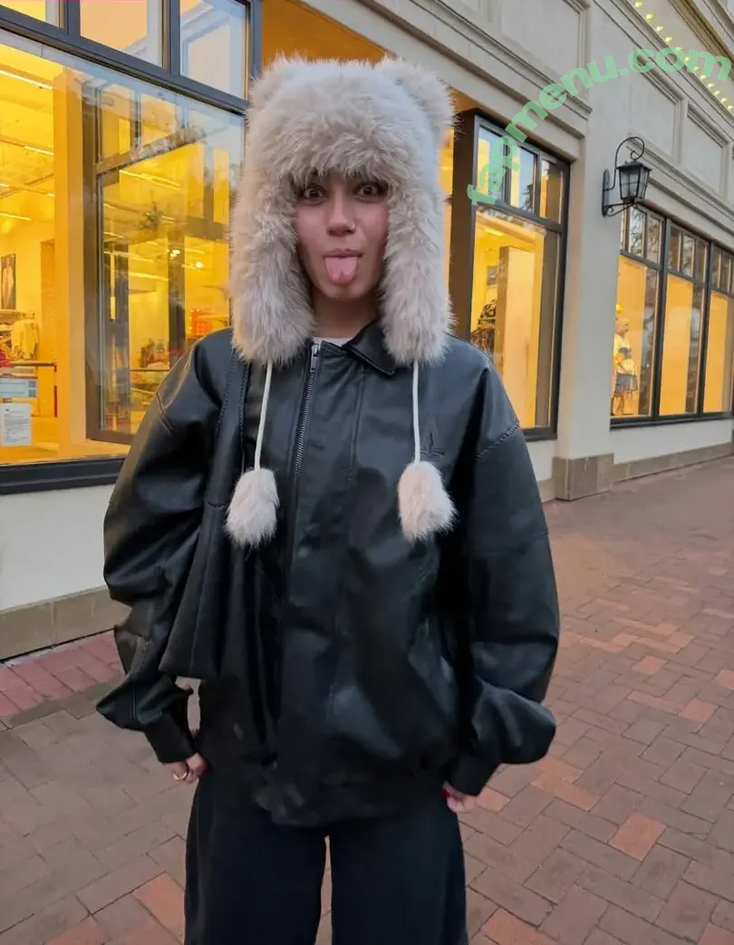 Sara Saffari nude photo #1120 (sara_saffari / sarasaffari__)