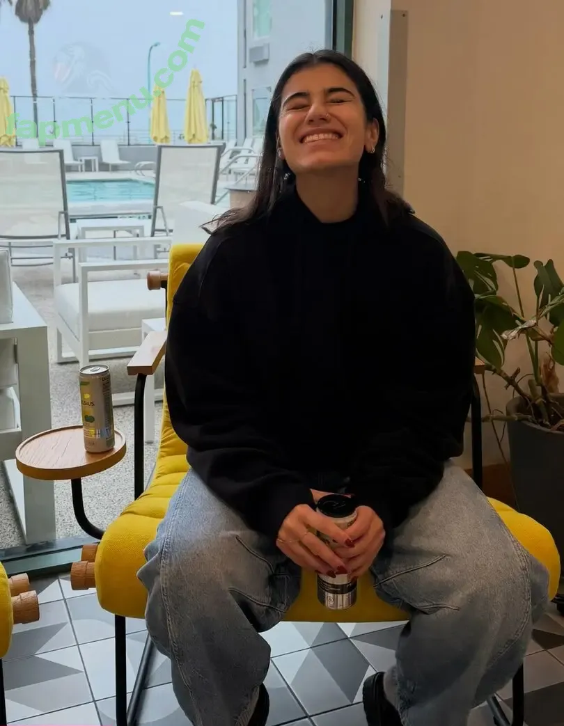 Sara Saffari nude photo #1125 (sara_saffari / sarasaffari__)