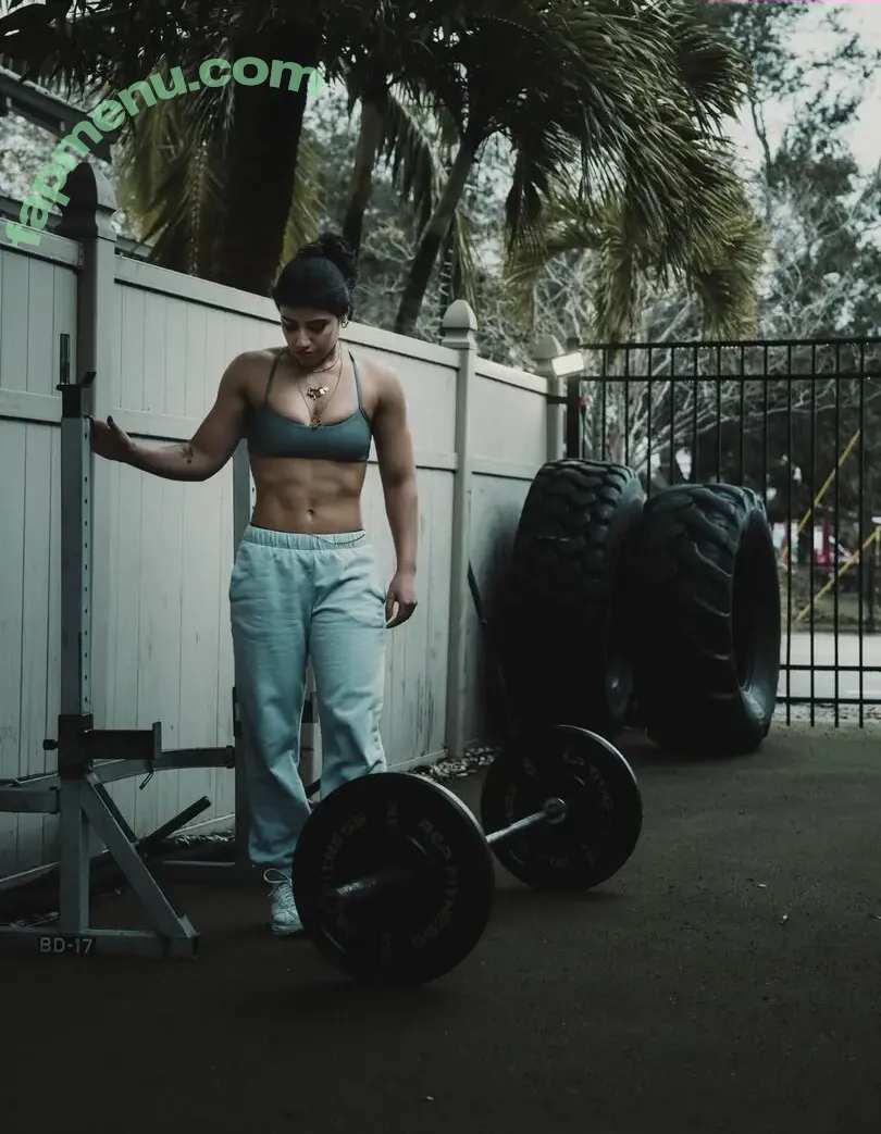 Sara Saffari nude photo #1193 (sara_saffari / sarasaffari / sarasaffari__ / sarrrrrr68)