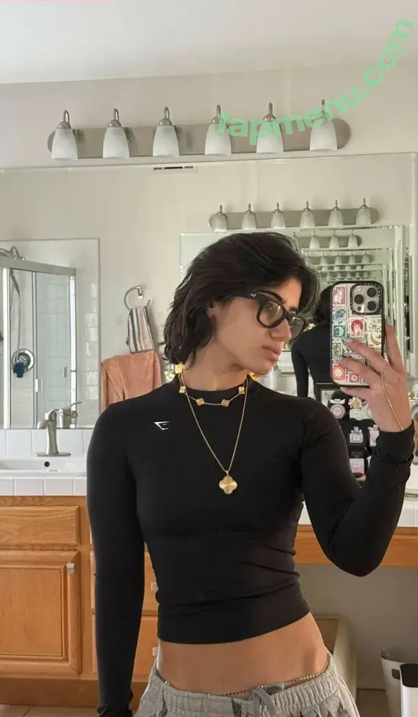 Sara Saffari nude photo #1236 (sara_saffari / sarasaffari / sarasaffari__ / sarrrrrr68)