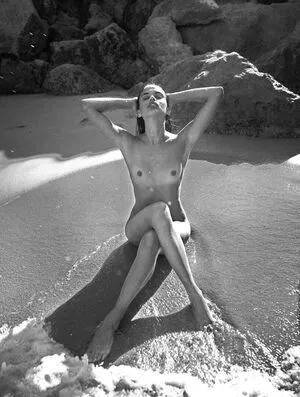 Sara Sampaio / SaraSampaio nude photo #0074