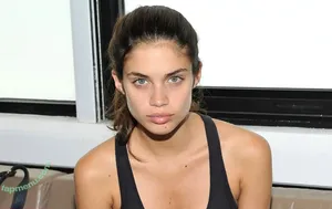 Sara Sampaio / SaraSampaio nude photo #0679