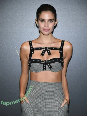 Sara Sampaio / SaraSampaio nude photo #0708