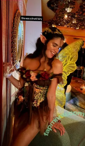 Sara Sampaio / SaraSampaio nude photo #0833