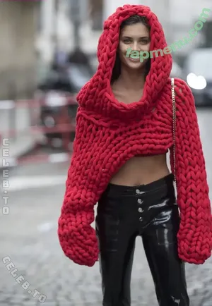 Sara Sampaio / SaraSampaio / SaraSampaioOficial nude photo #0872