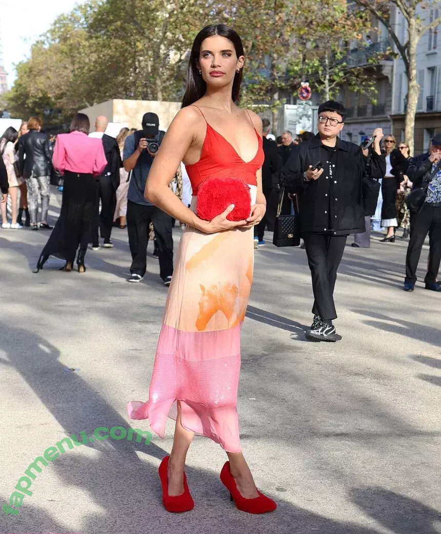 Sara Sampaio nude photo #0057 (SaraSampaio)