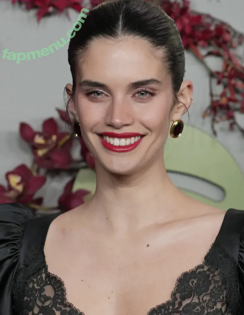 Sara Sampaio nude photo #1007 (SaraSampaio / SaraSampaioOficial)