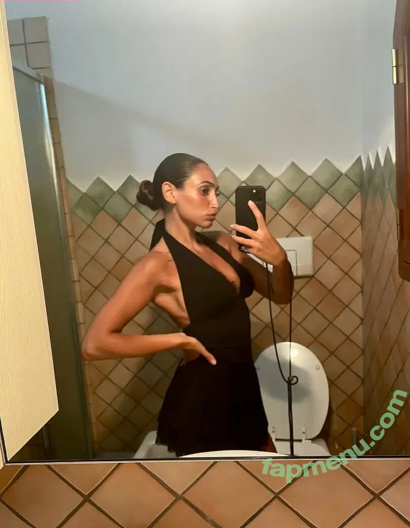 Sara Secciss nude photo #0105 (sara_secciss / sarapiras)