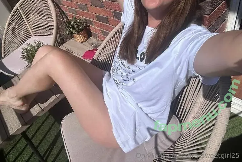 sara_sweetgirl25 nude photo #0087 (SaraSweetgirl25 / sweetgirl_sarita)