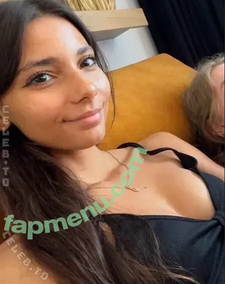 Sara Wolf nude photo #0010 (sara02wolf / sarvulf)