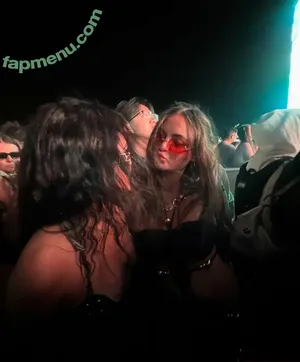 Sarabella Harris / iamsarahharris / sarabellaharriss / sexiisariii777 nude photo #0704