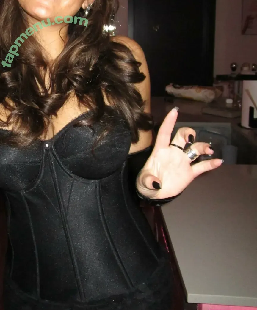 Sarabella Harris nude photo #0402 (iamsarahharris / sarabellaharriss / sexiisariii777)