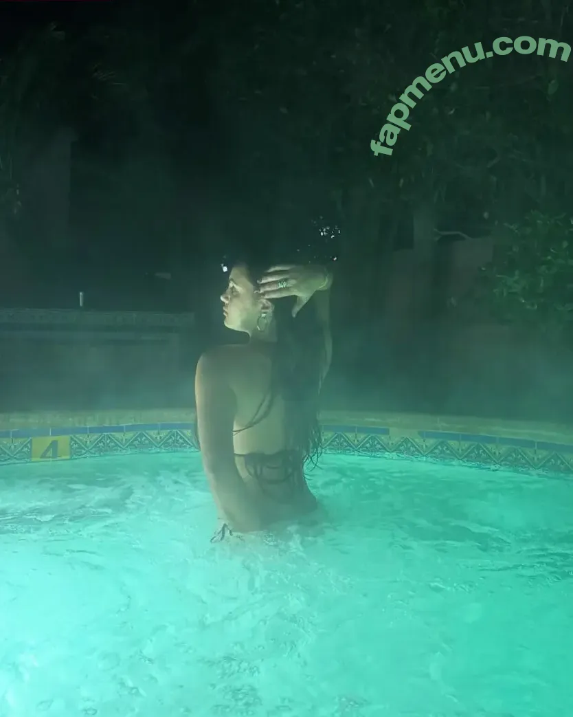 Sarabella Harris nude photo #0642 (iamsarahharris / sarabellaharriss / sexiisariii777)