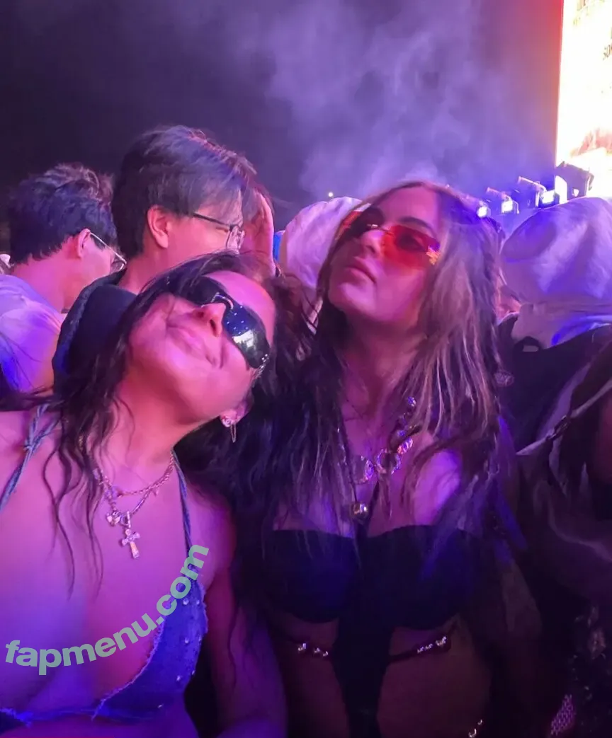 Sarabella Harris nude photo #0701 (iamsarahharris / sarabellaharriss / sexiisariii777)