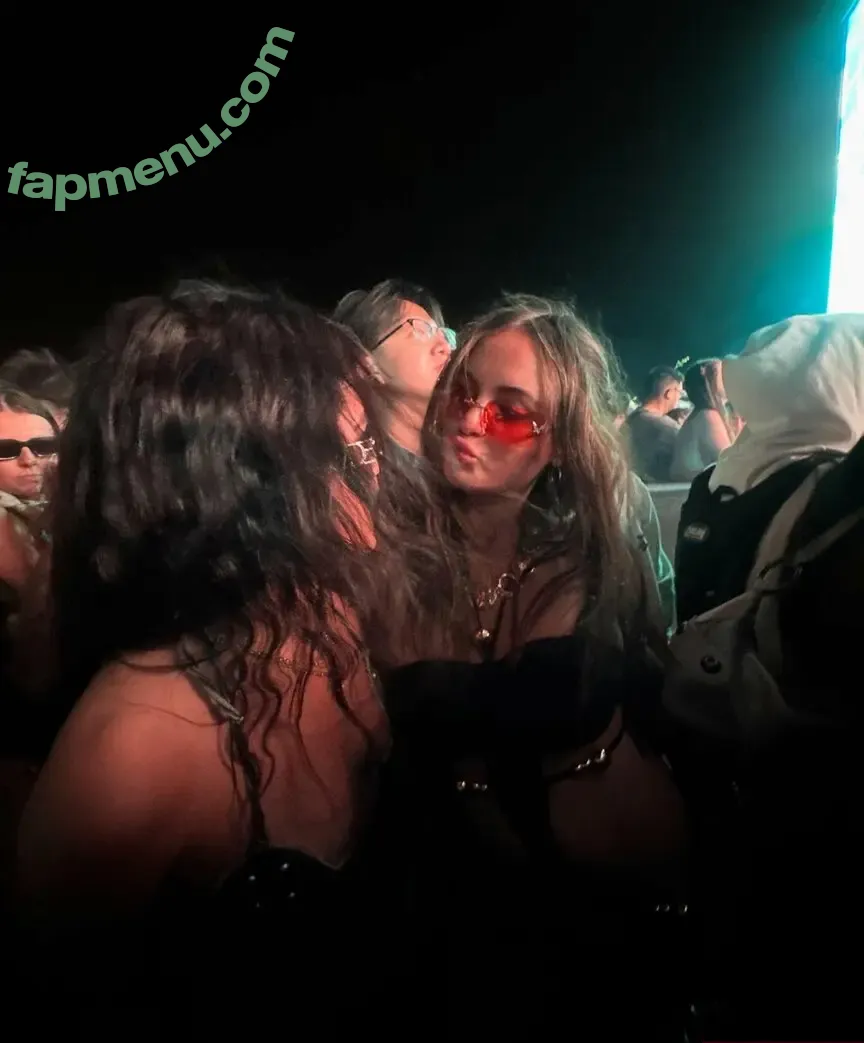 Sarabella Harris nude photo #0704 (iamsarahharris / sarabellaharriss / sexiisariii777)