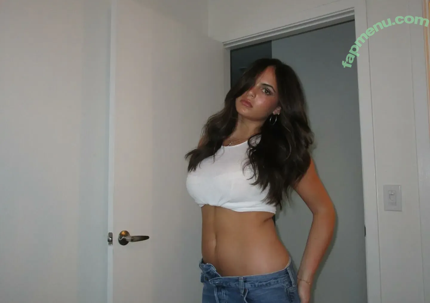 Sarabella Harris nude photo #0770 (iamsarahharris / sarabellaharriss / sexiisariii777)