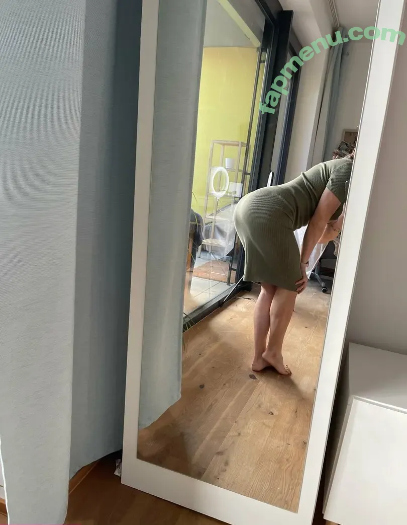 saraglen nude photo #0014 (saraglen)