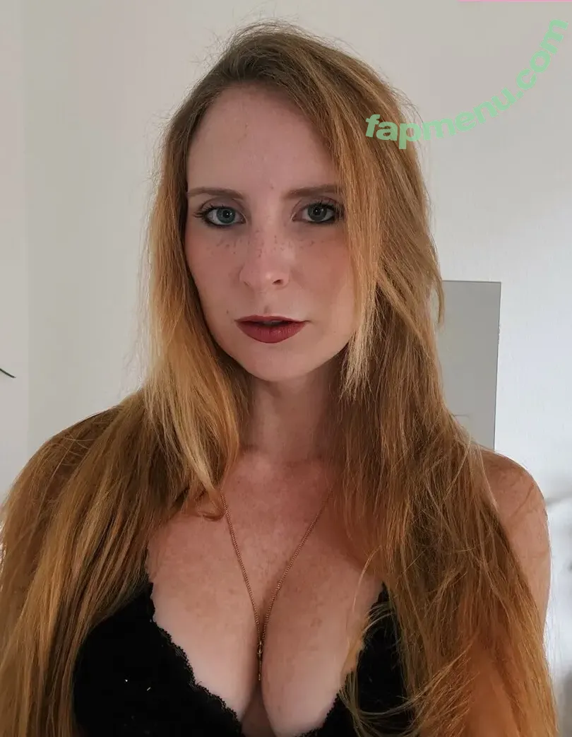 Saraguitan nude photo #0049 (Saraguitann / saraguitian / saraguitiann)