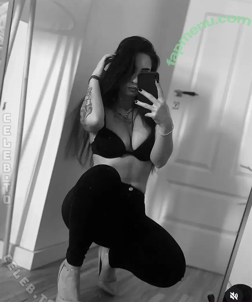 Sarah_amore nude photo #0090 (sarah.kurth.58 / sarah_amore4 / sarahamore)