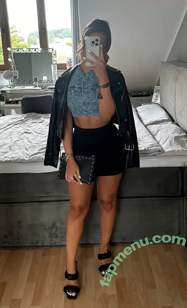 Sarah.anca nude photo #0213 (Sarah.anca)