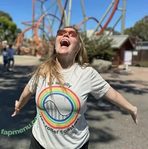 Sarah Anderson / SarahFromCS nude photo #0021