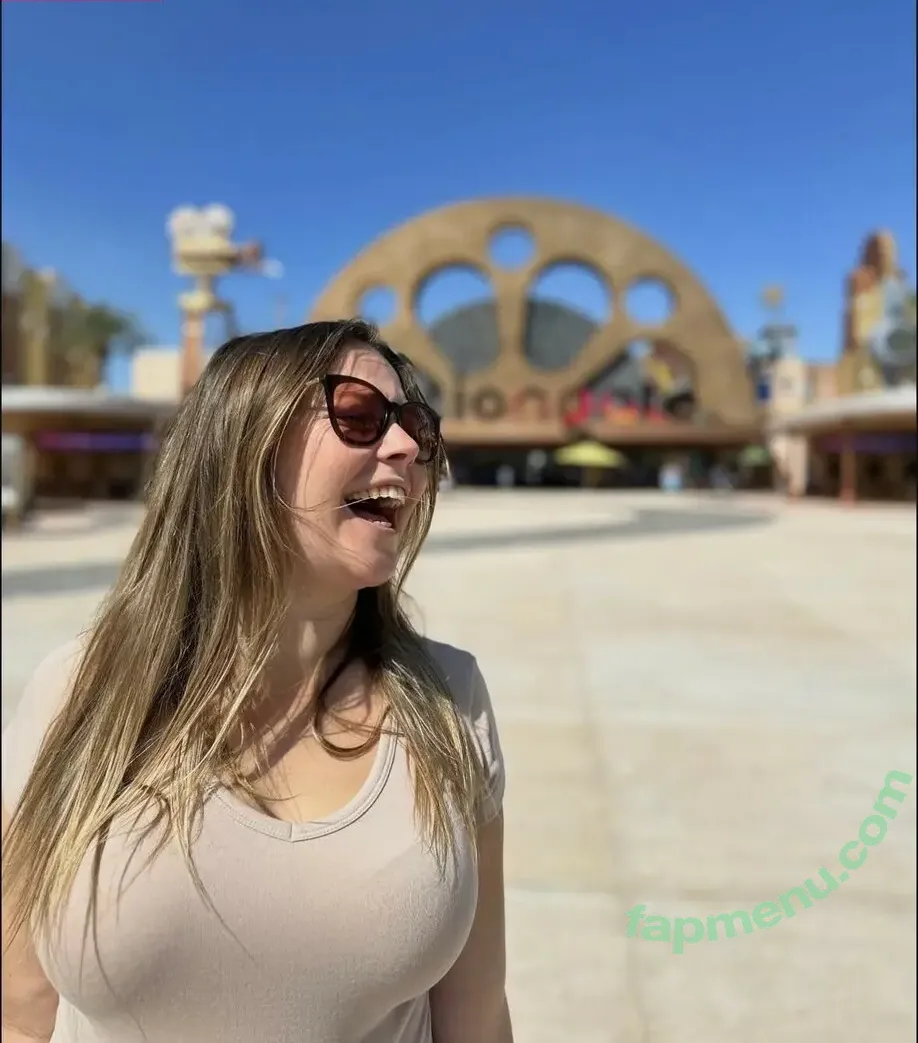 Sarah Anderson nude photo #0011 (SarahFromCS)