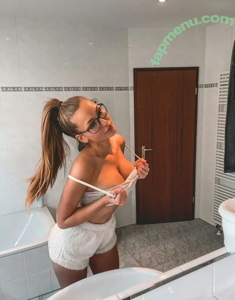 Sarah Angelina nude photo #0044 (angelinabaddie / notangieoffice)