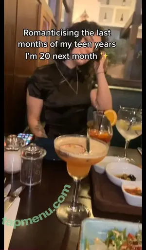 Sarah Anne Hooper / sarahannehooper nude photo #0085