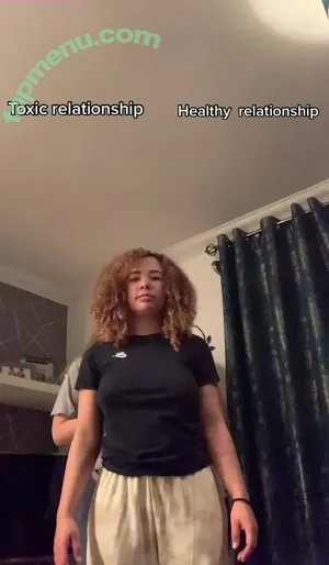 Sarah Anne Hooper / sarahannehooper nude photo #0095