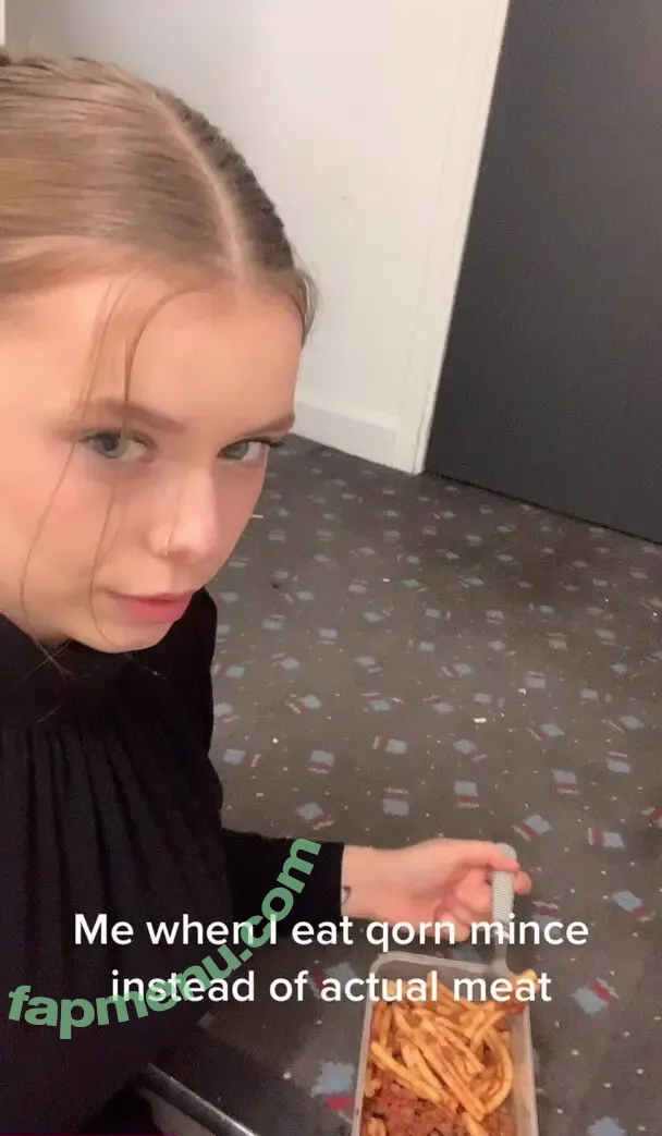 Sarah Anne Hooper nude photo #0082 (sarahannehooper)