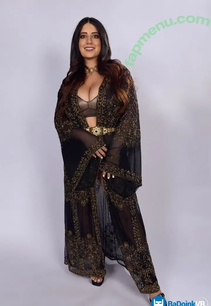 Sarah Arabic nude photo #0036 (SarahArabic / arabicslavegirl / sarah.arabic)