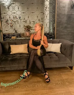 Sarah Bäckman / SweSarahB nude photo #0015