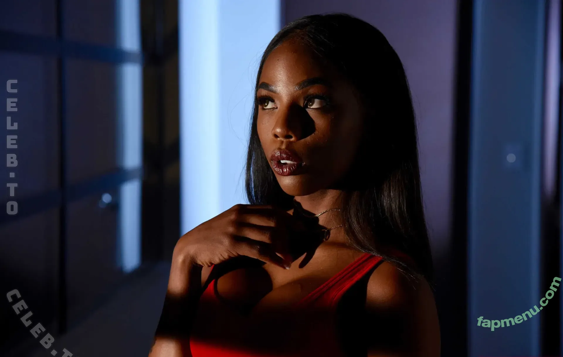 Sarah Banks nude photo #0221 (realSarahbanks / sarahbanks / thesarahbankx / thesarahbnkx)