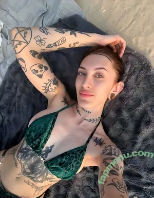 sarah_blackk / sarahhblackk nude photo #0011