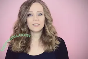 Sarah Bosetti / sarahbosetti nude photo #0015