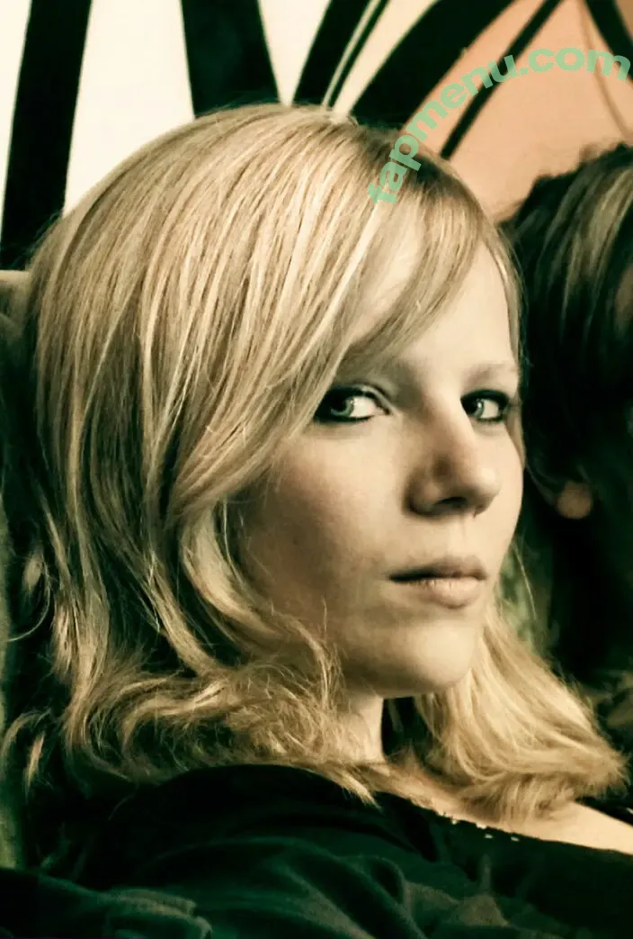 Sarah Bosetti nude photo #0020 (sarahbosetti)